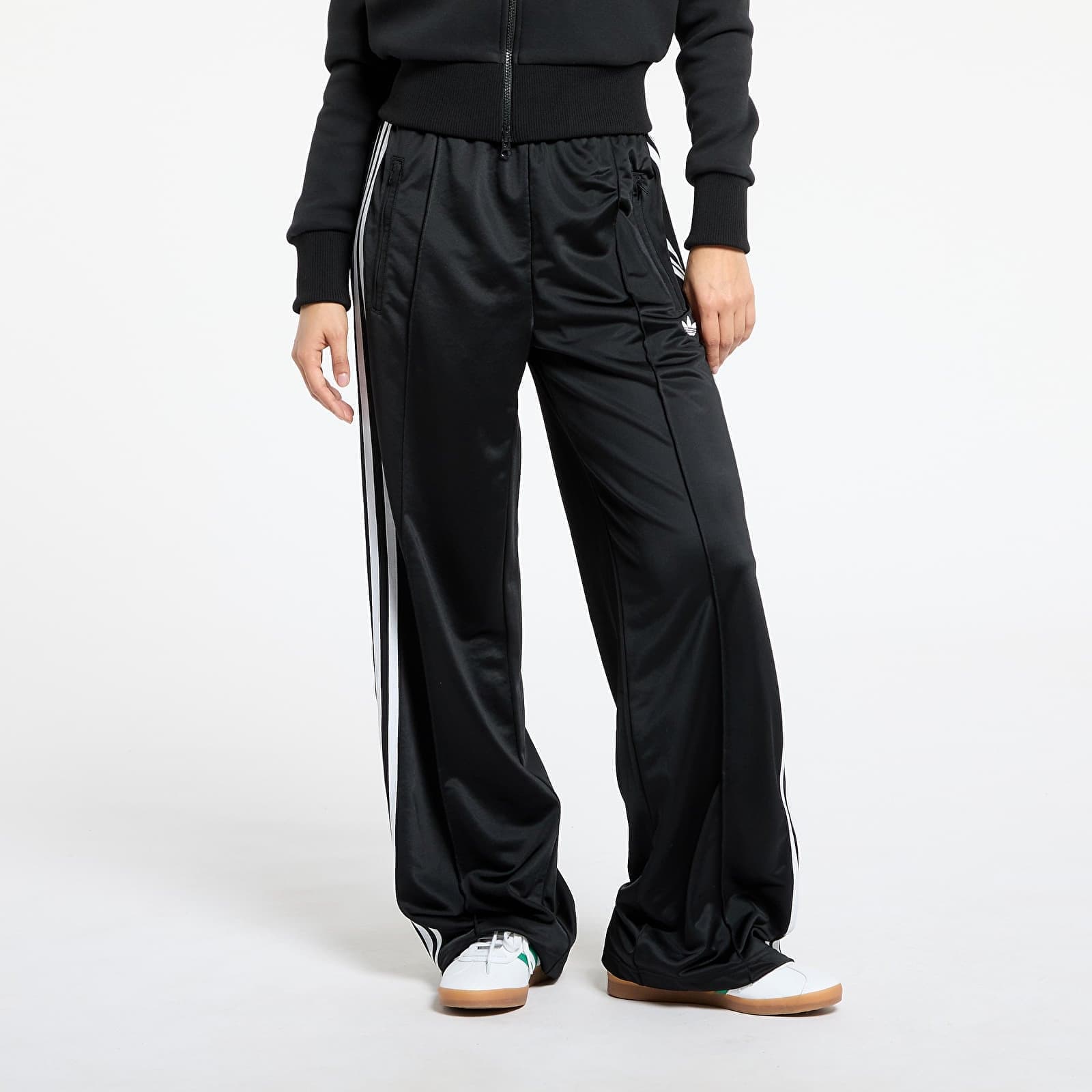 Pantaloni de trening adidas Firebird Adicolor Loose Track Pants Black XS